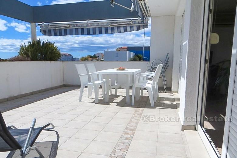 Apartment with a beautiful view, for rent