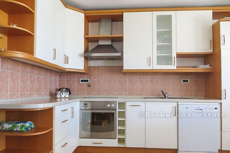 Appartement avec belle vue, à louer