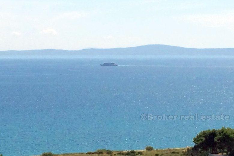 Three bedroom apartment, for rent