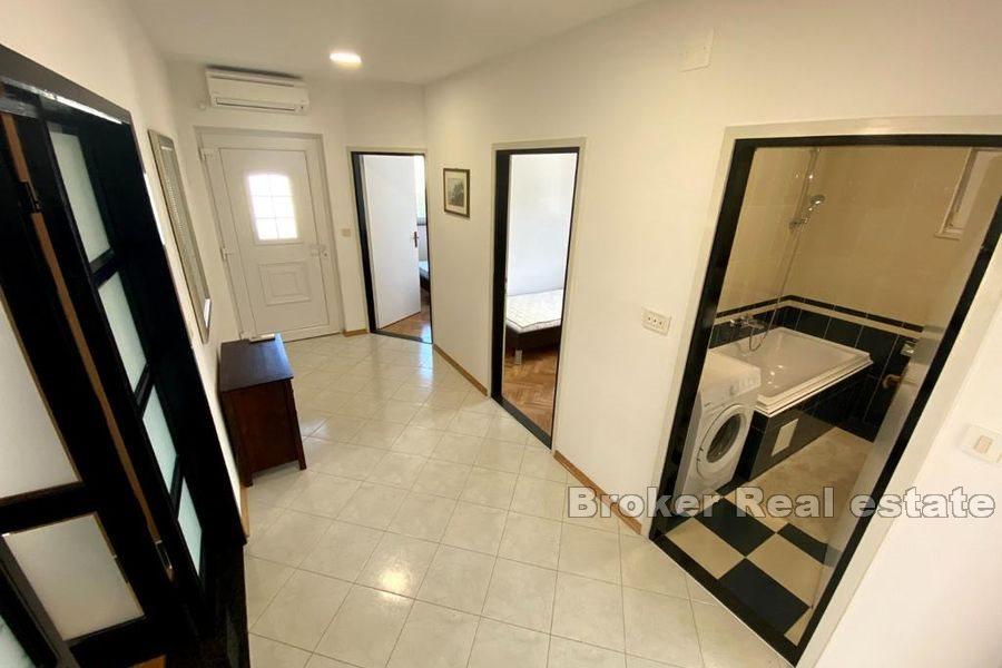 Dwa komfortowe apartamenty z trzema sypialniami do wynajęcia
