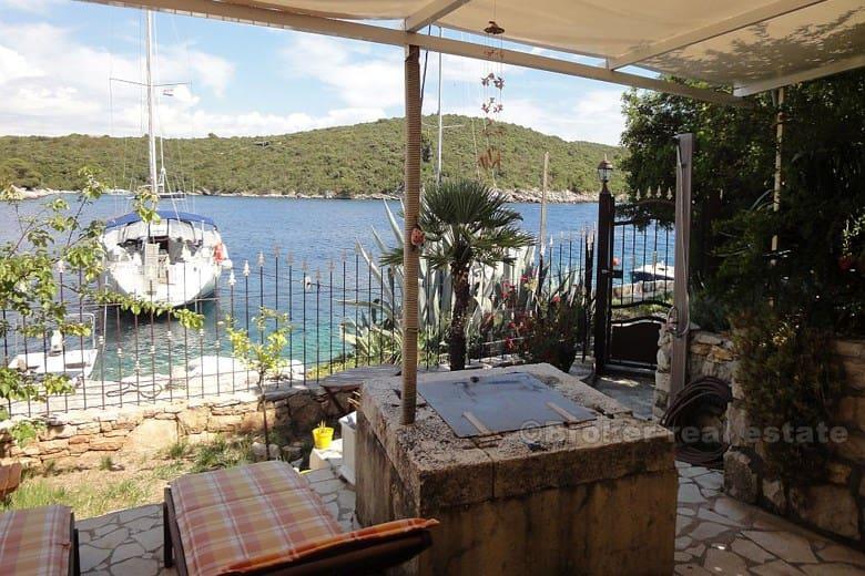 Belle maison mitoyenne