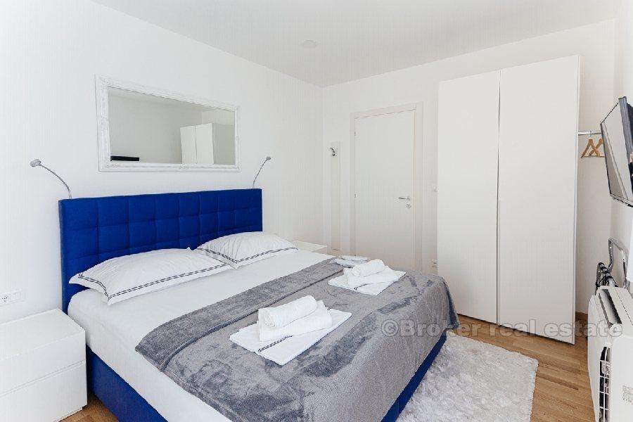 Exclusive villa with sea view