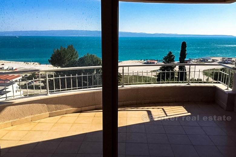 Two bedroom apartment, second row to the sea