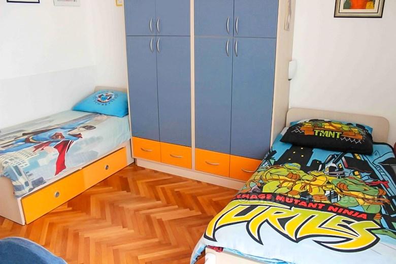 Appartement de deux chambres donnant sur la mer, à vendre