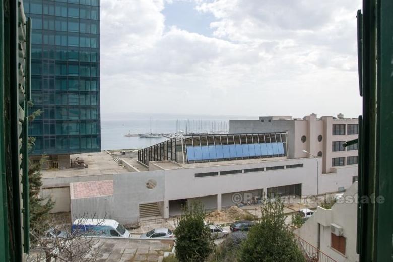 Samostojeća kuća u blizini centra grada