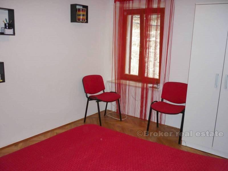 Apartment 100 meters from the waterfront