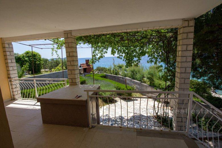 Uroczy dom nad morzem, na sprzedaż