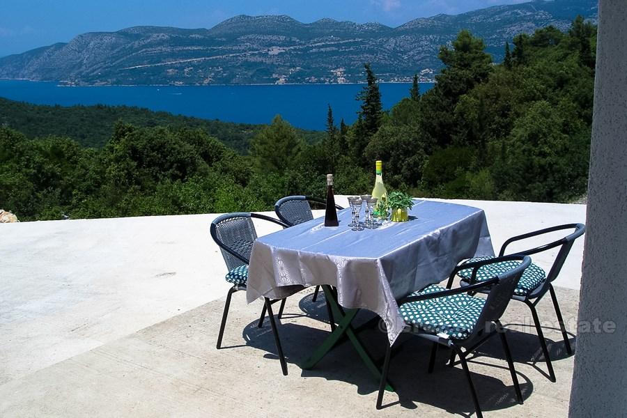 Жилье в тихом месте, на продажу