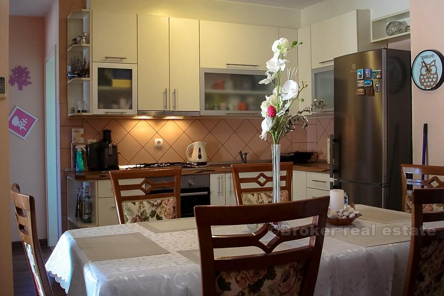 Logement dans un endroit calme, à vendre