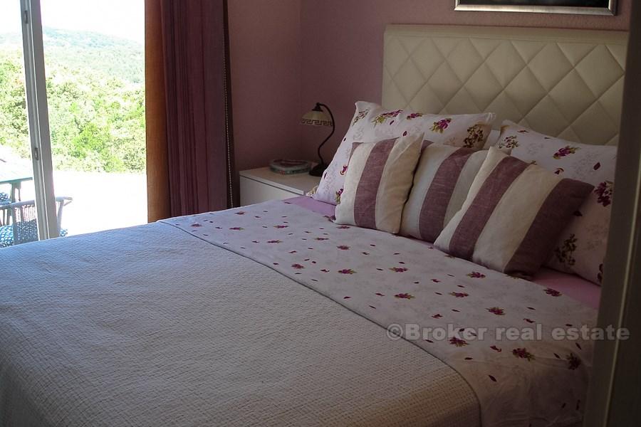 Logement dans un endroit calme, à vendre