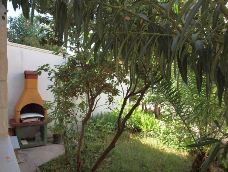 Casa in riva al mare, in vendita