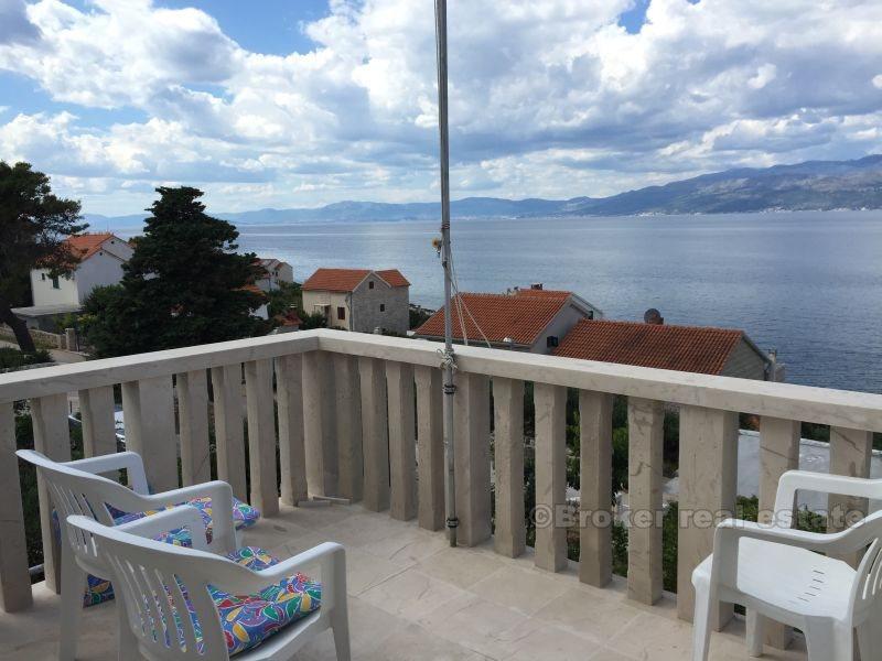 Bellissimo tubo con un grande giardino