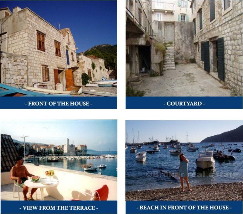 Tradicionalna dvojna ribarska kamena kuća