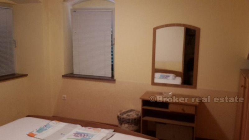 Två våningar lägenhet i centrum