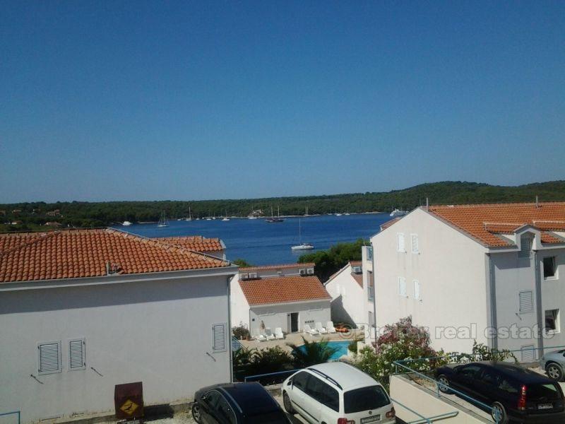 Двухкомнатная квартира, на продажу