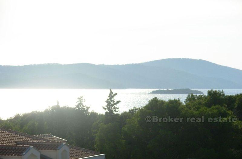 Двухкомнатная квартира, на продажу