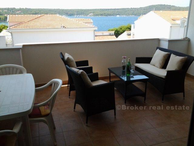 Двухкомнатная квартира, на продажу