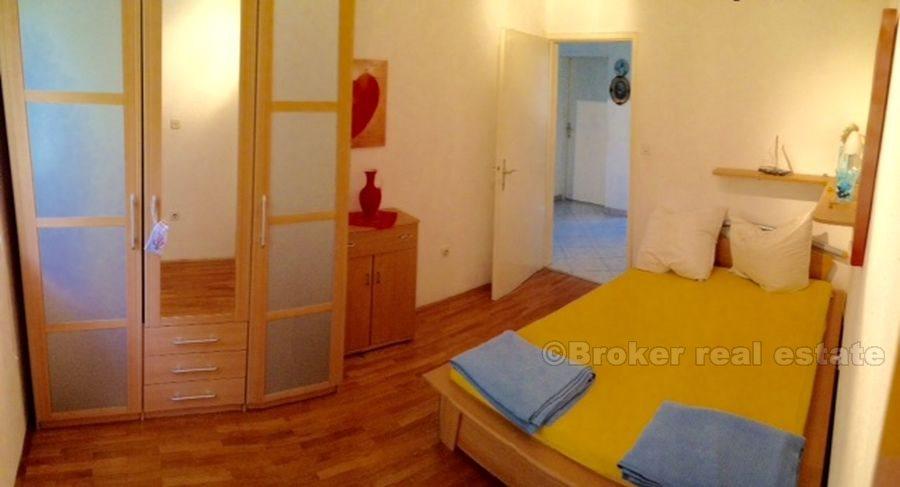 Apartament z trzema sypialniami, na sprzedaż