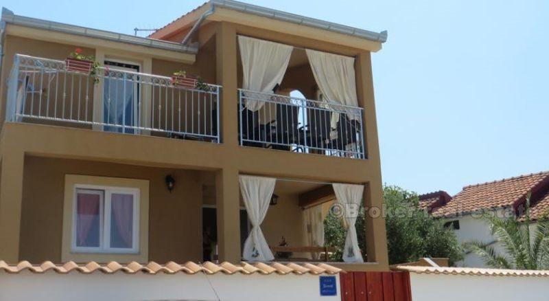 Bella casa affascinante