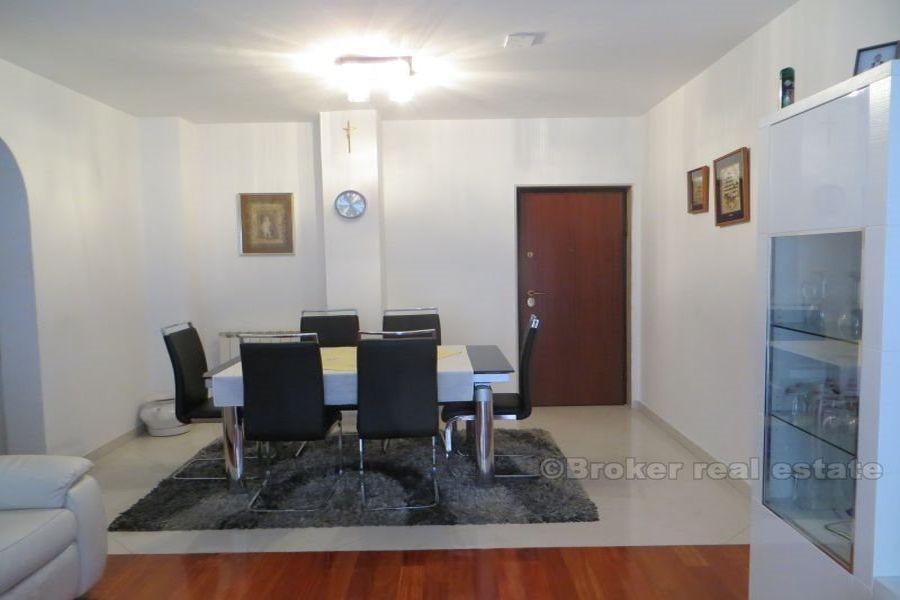 Appartamento di 117m2, in vendita