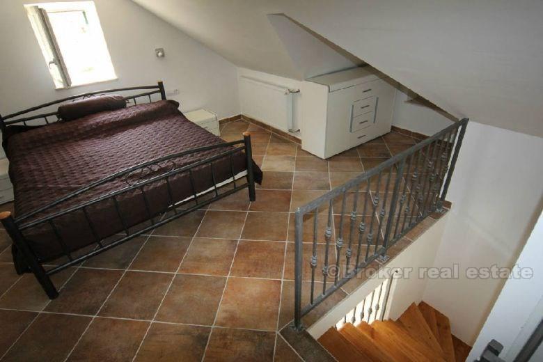 Schönes Steinhaus am Meer, zum Verkauf