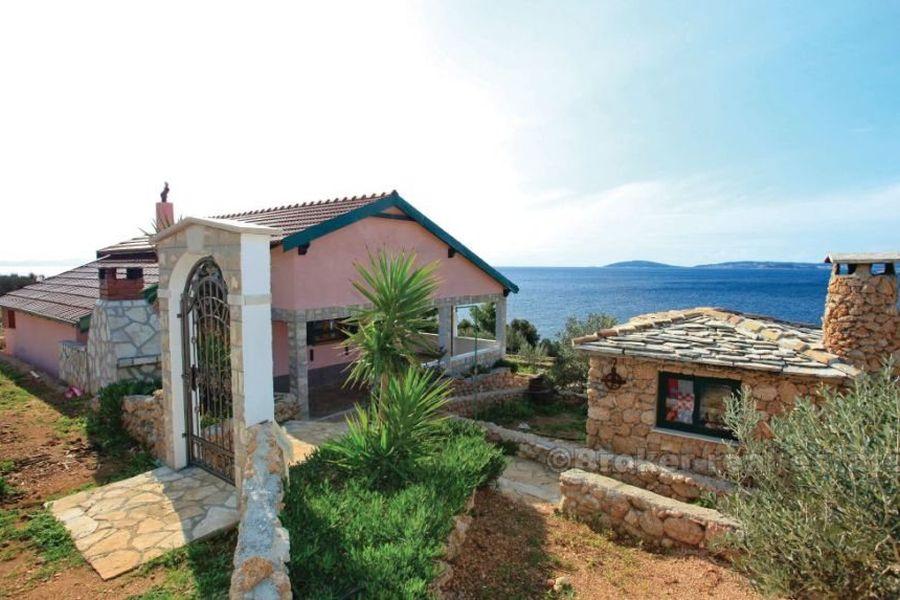 Modernisert familiehus, til salgs