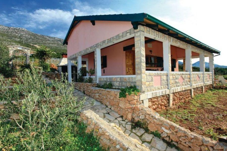Modernized family house, for sale