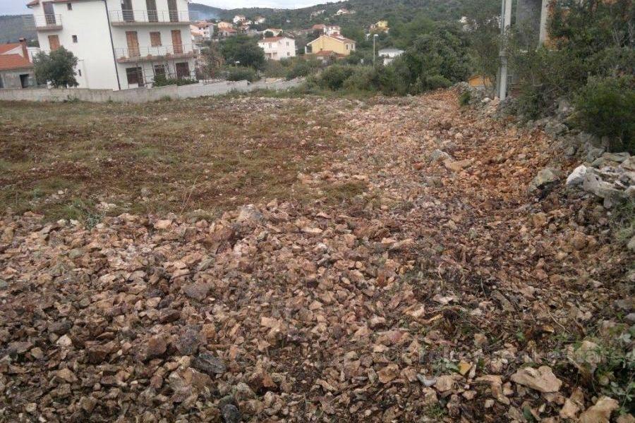 Building land, for sale