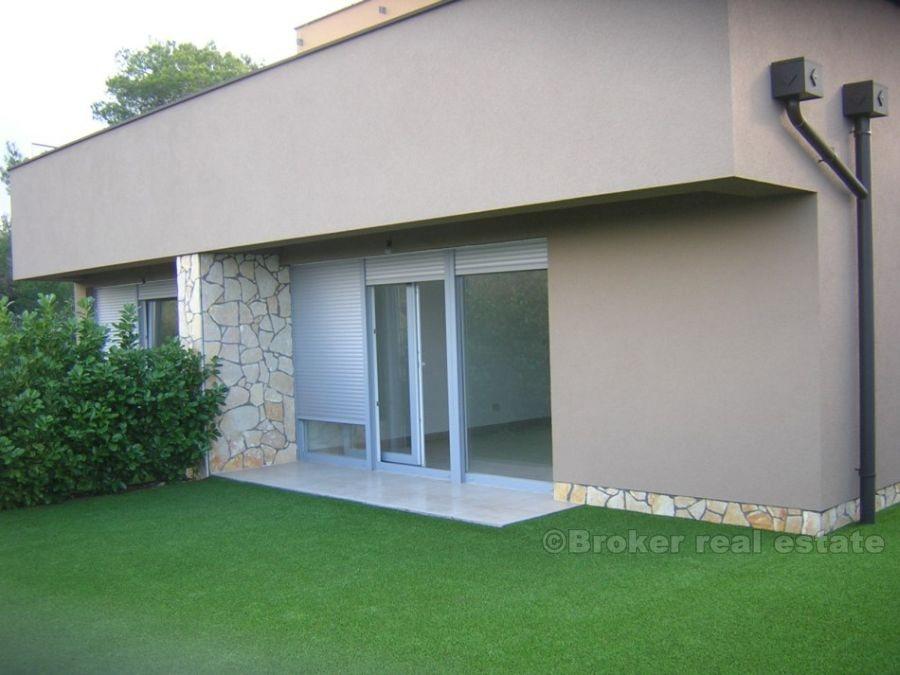 Maison dans un immeuble attrayant, à vendre