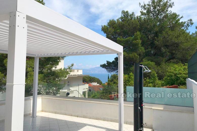 Appartamento recentemente arredato, in vendita