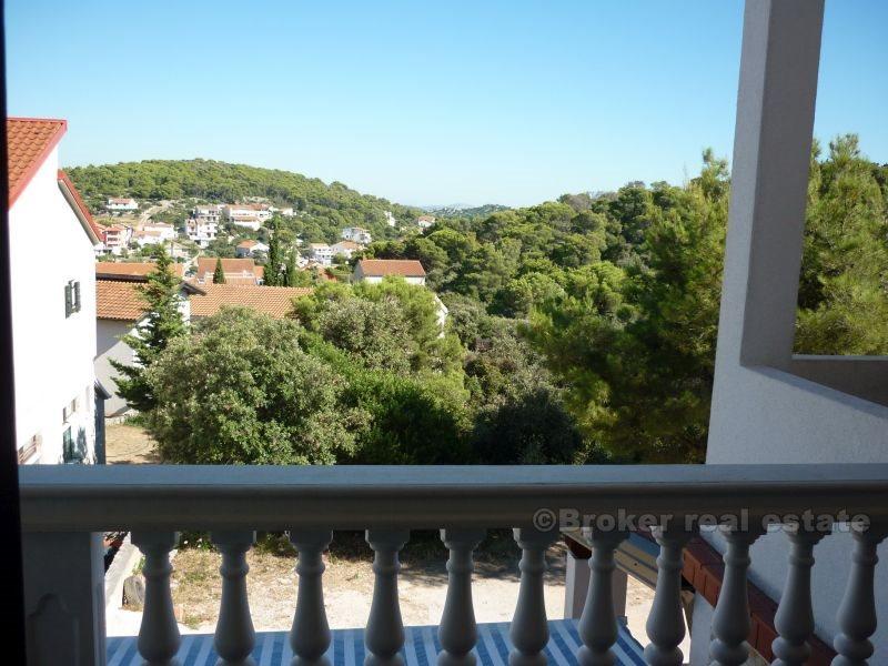 Maison jumelée dans un endroit magnifique et paisible, à vendre