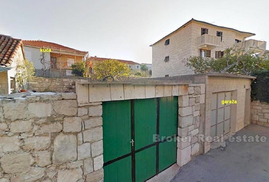 Maison près de la plage de galets, à vendre