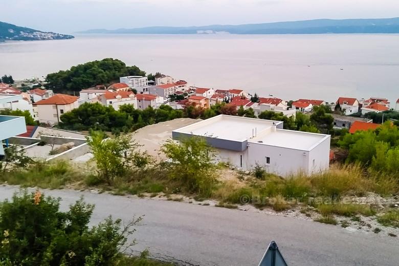 Attractive land plot with sea view, for sale