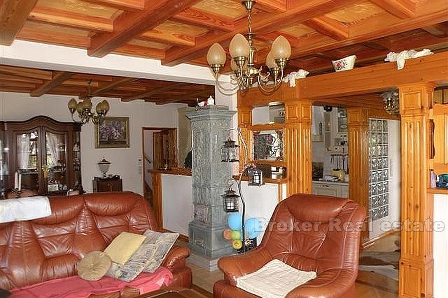 Современный оборудованный дом, для продажи