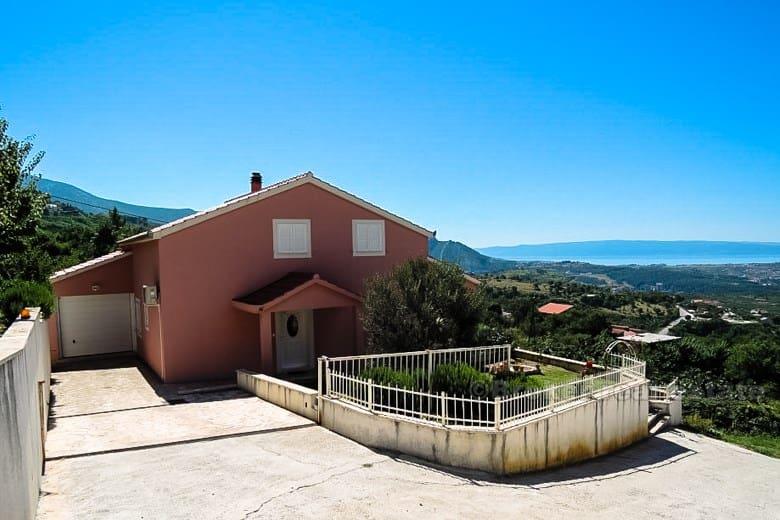 Casa in una posizione tranquilla, in vendita