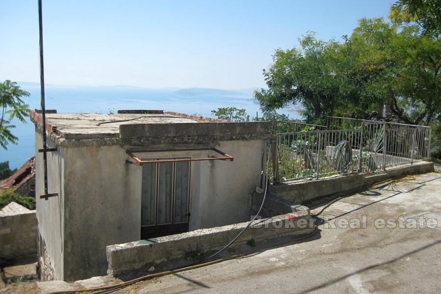 Uferdige hus i to etasjer