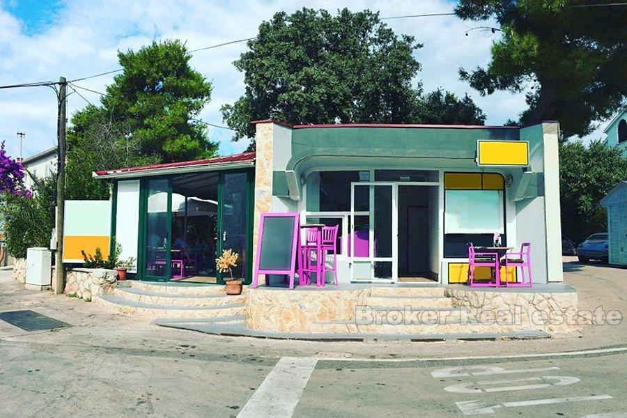Espace de restauration dans le centre, à vendre