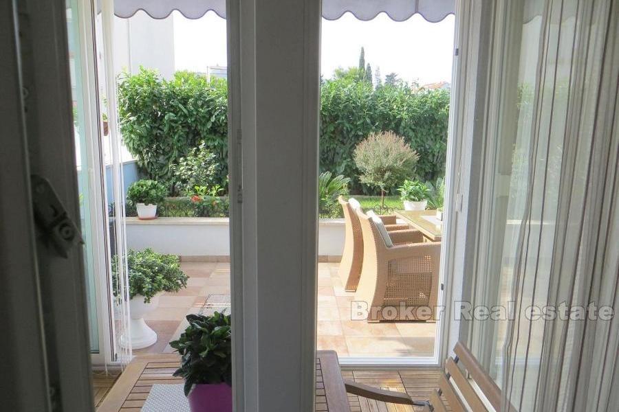 Confortable appartement d'une chambre à coucher, à vendre