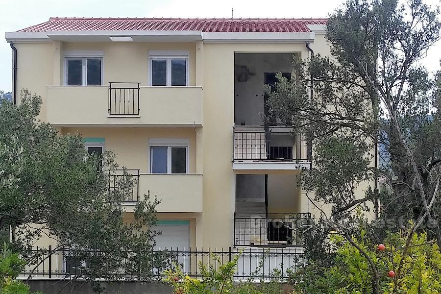 Nytt hus med 7 lägenheter, till försäljning
