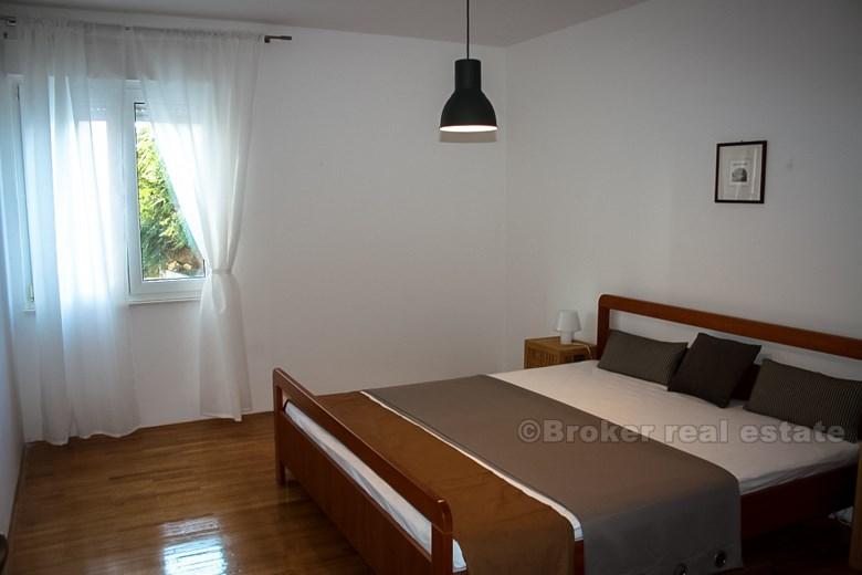 Bellissimo appartamento con vista sul mare, in affitto