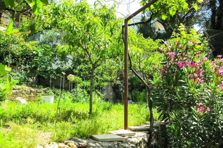 Casa in un ambiente tranquillo, con vista sul mare, in vendita