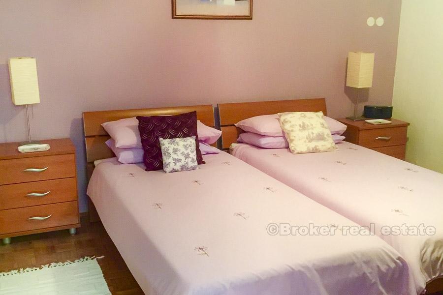 Maison individuelle avec vue sur la mer, à vendre