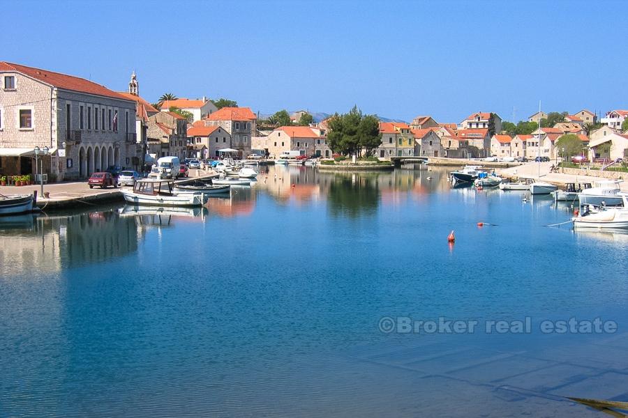 Maison individuelle avec vue sur la mer, à vendre