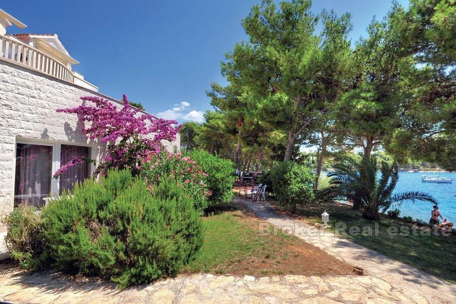 Appartement d'une chambre au bord de la mer, à vendre