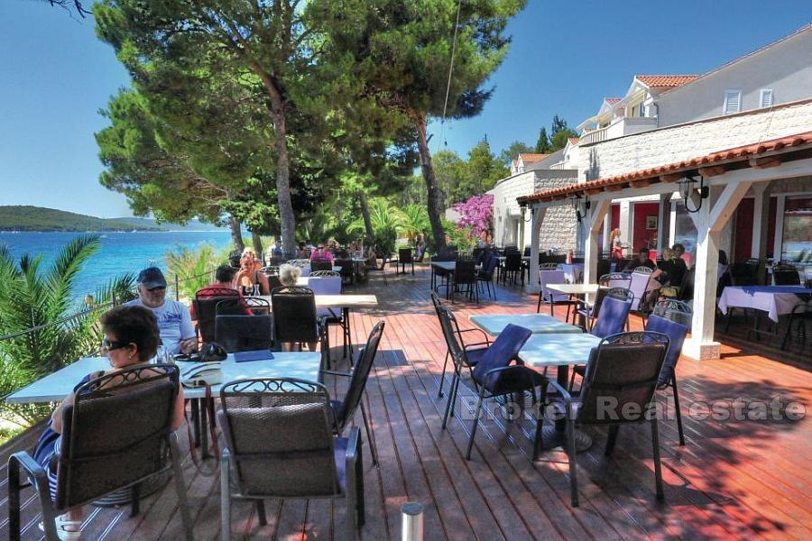 Appartement d'une chambre au bord de la mer, à vendre