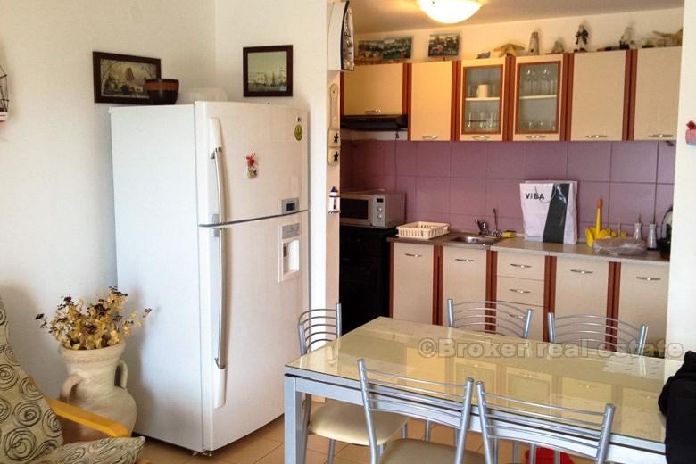 Nydelig leilighet i første etasje, til salgs