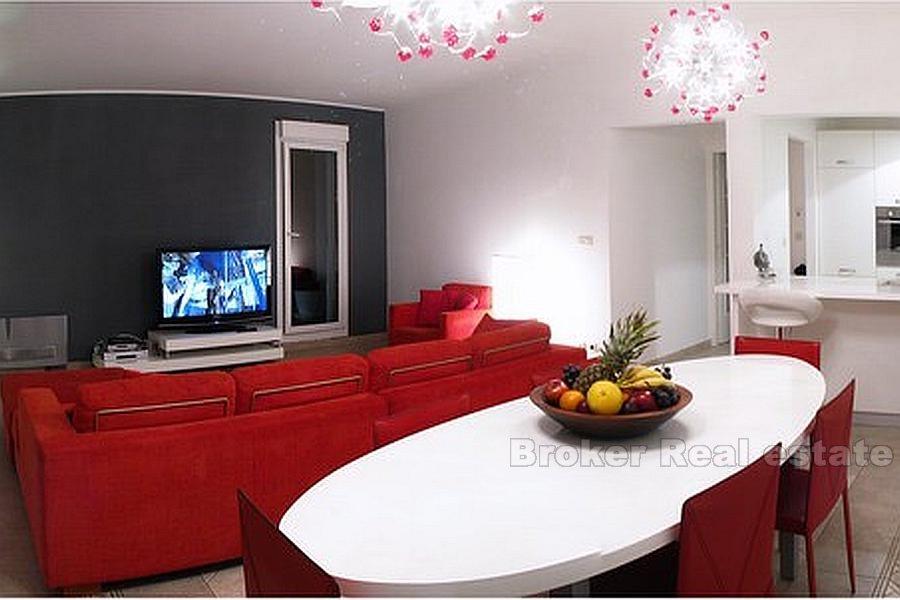 Luksusowy umeblowany apartament, na sprzedaż