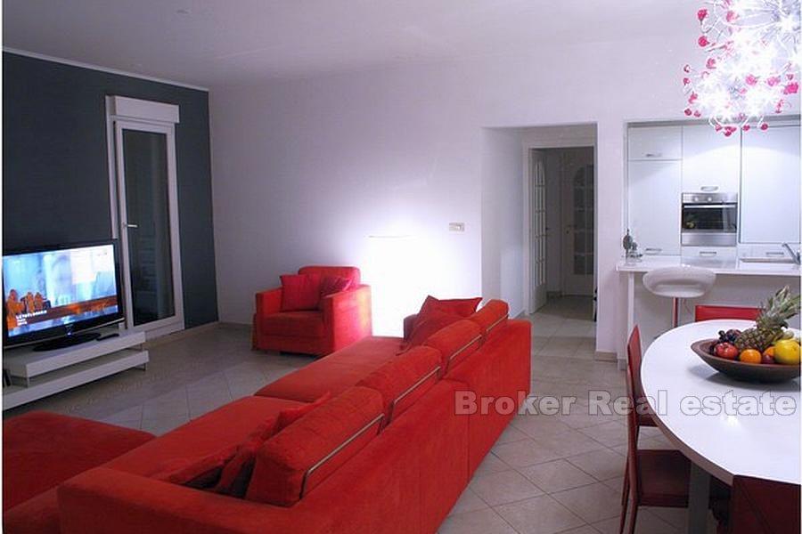 Luksusowy umeblowany apartament, na sprzedaż