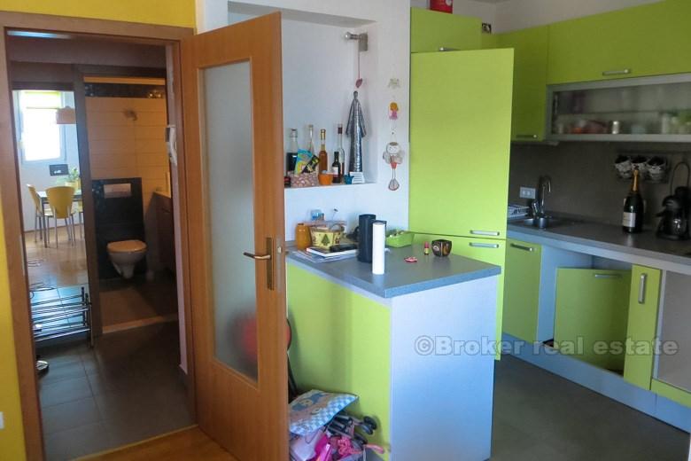 Apartament z jedną sypialnią w nowym budynku, na sprzedaż