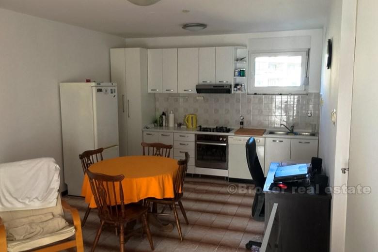 Komfortowy apartament z trzema sypialniami, na sprzedaż